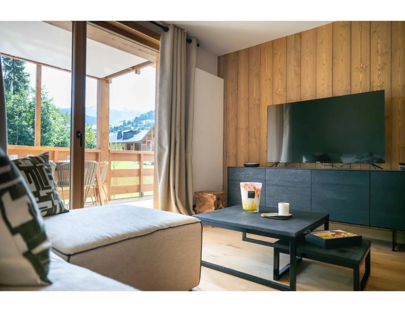 Exclusive Accommodation Terrace, Parking And Pool Megeve
