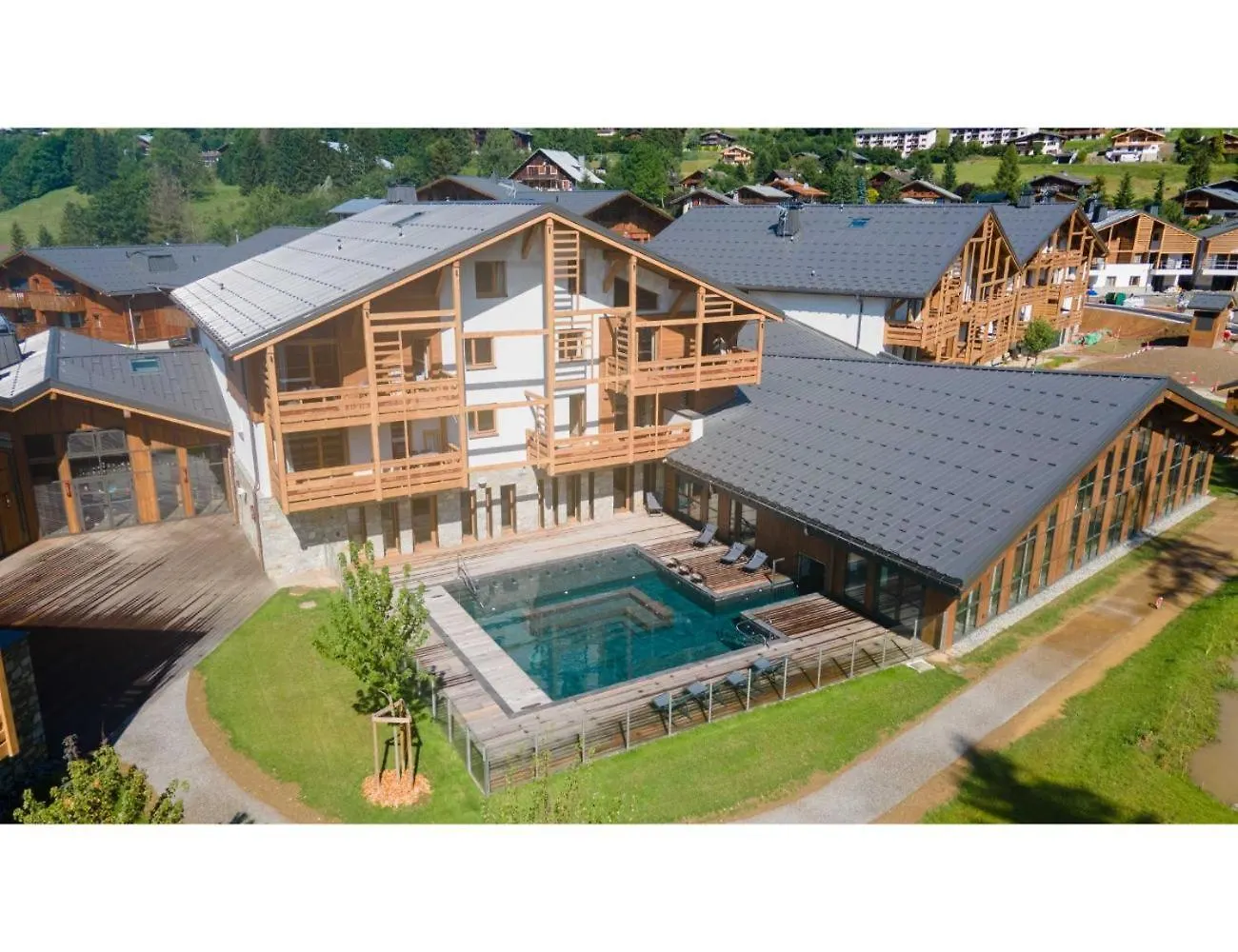 Exclusive Accommodation Terrace, Parking And Pool Megeve France